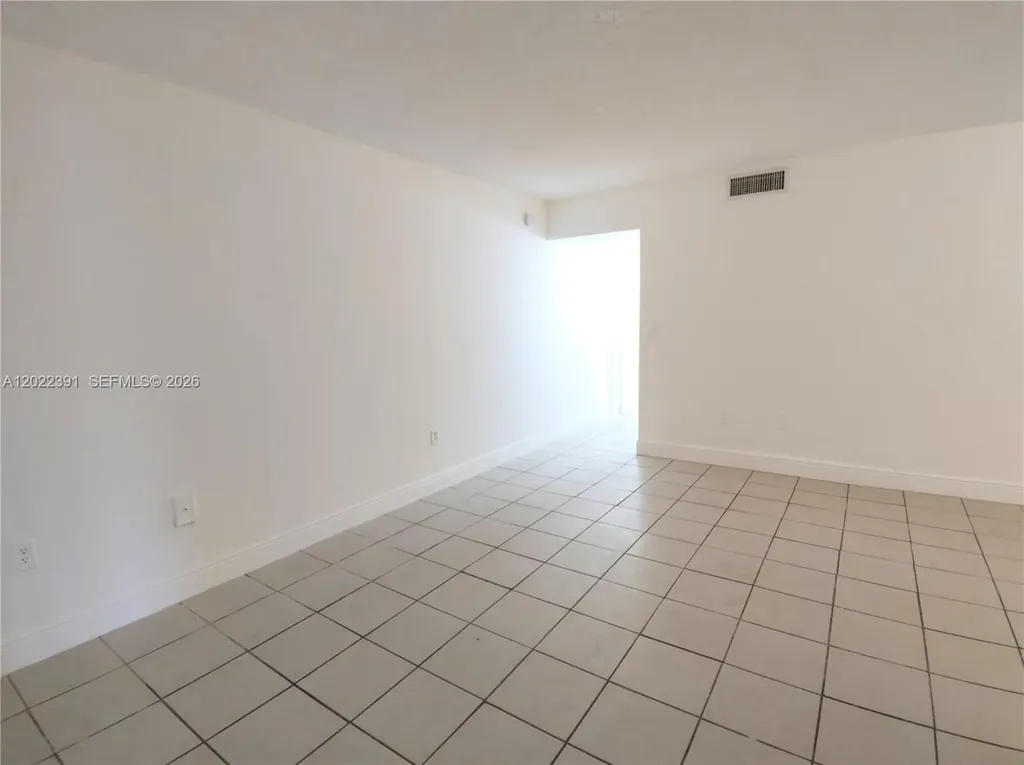 1265 W 24th Street Hialeah FL 33010