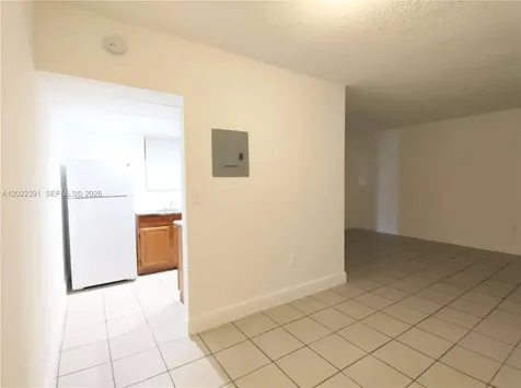 1265 W 24th Street Hialeah FL 33010