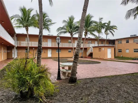 1265 W 24th Street Hialeah FL 33010
