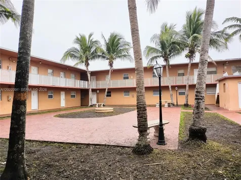 1265 W 24th Street Hialeah FL 33010