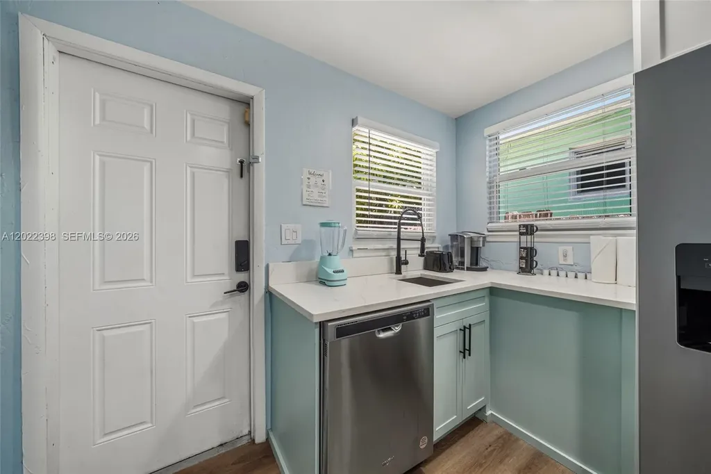 629 N F Street Lake Worth FL 33460