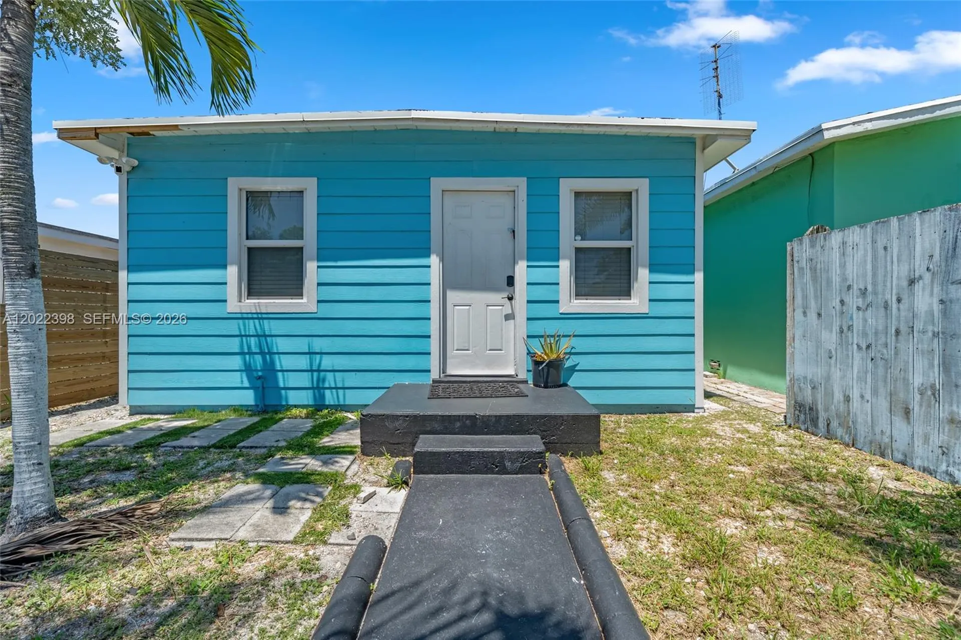629 N F Street Lake Worth FL 33460