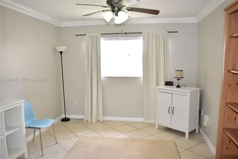 8861 Sunrise Lakes Boulevard Sunrise FL 33322