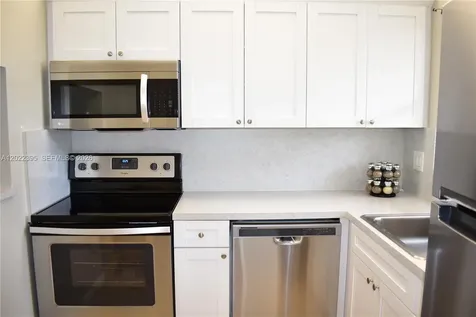 8861 Sunrise Lakes Boulevard Sunrise FL 33322