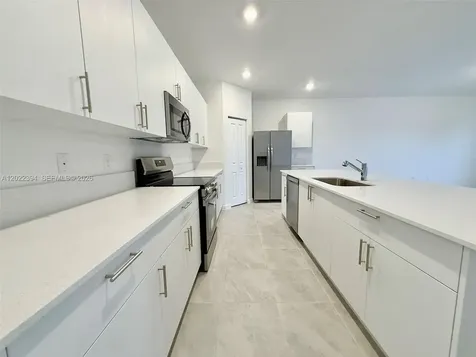 2958 Park Place Dania Beach FL 33312