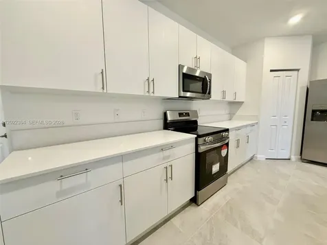 2958 Park Place Dania Beach FL 33312