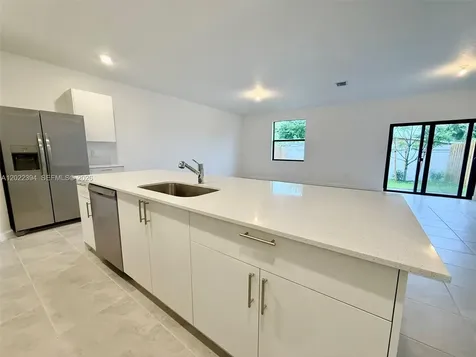 2958 Park Place Dania Beach FL 33312