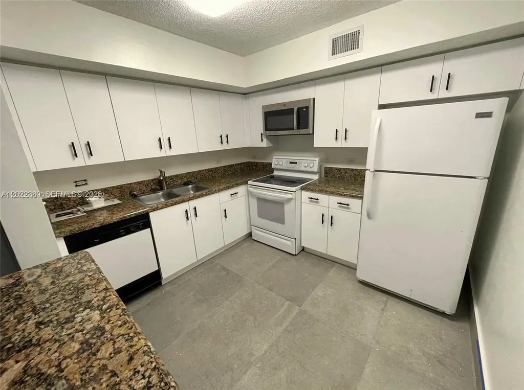 3660 N 56th Avenue Hollywood FL 33021