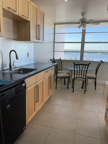 Aventura FL 33160