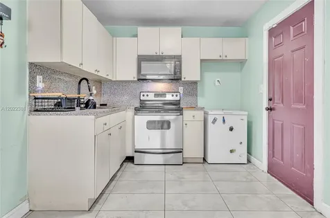 1021 NW 23rd Road Fort Lauderdale FL 33311