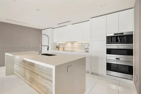 102 24th Street Miami Beach FL 33139