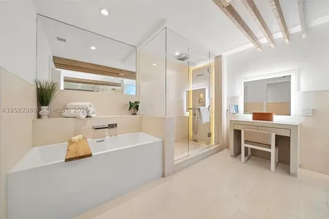 102 24th Street Miami Beach FL 33139