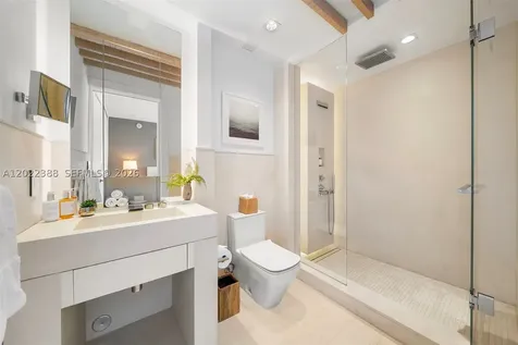 102 24th Street Miami Beach FL 33139