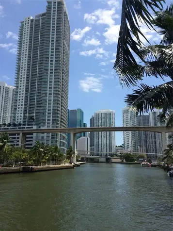 185 SW 7th Street Miami FL 33130