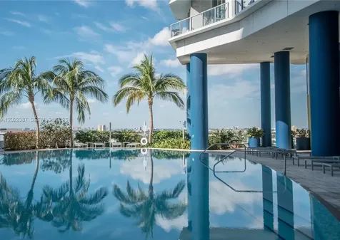 185 SW 7th Street Miami FL 33130