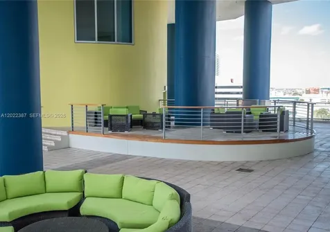 185 SW 7th Street Miami FL 33130