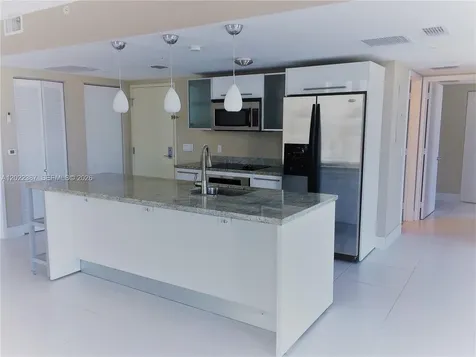 185 SW 7th Street Miami FL 33130