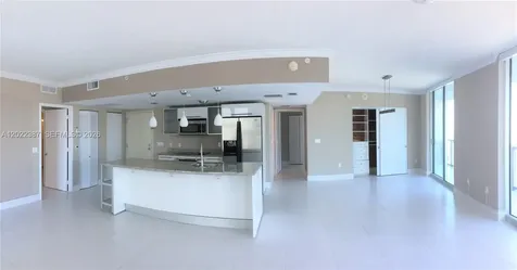 185 SW 7th Street Miami FL 33130