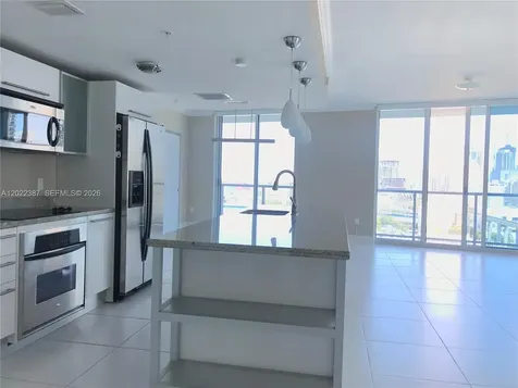 185 SW 7th Street Miami FL 33130