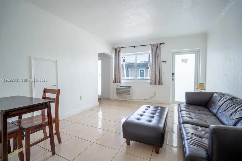 7435 Harding Avenue Miami Beach FL 33141