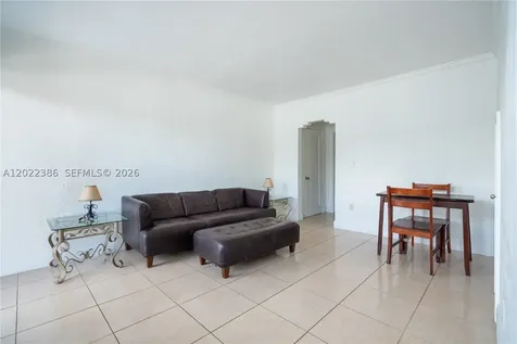 7435 Harding Avenue Miami Beach FL 33141