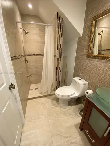 6763 NW 182nd Street Hialeah FL 33015