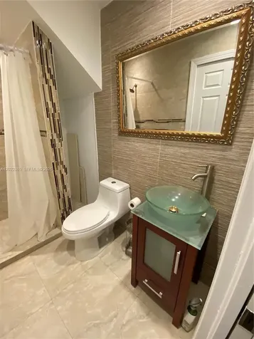 6763 NW 182nd Street Hialeah FL 33015