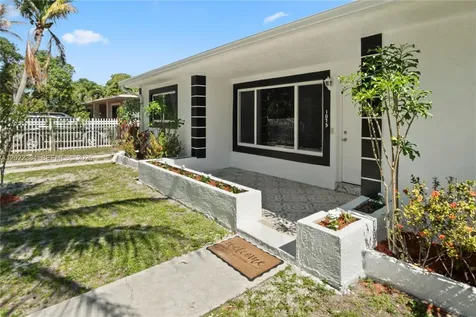 1075 NW 127th Street North Miami FL 33168