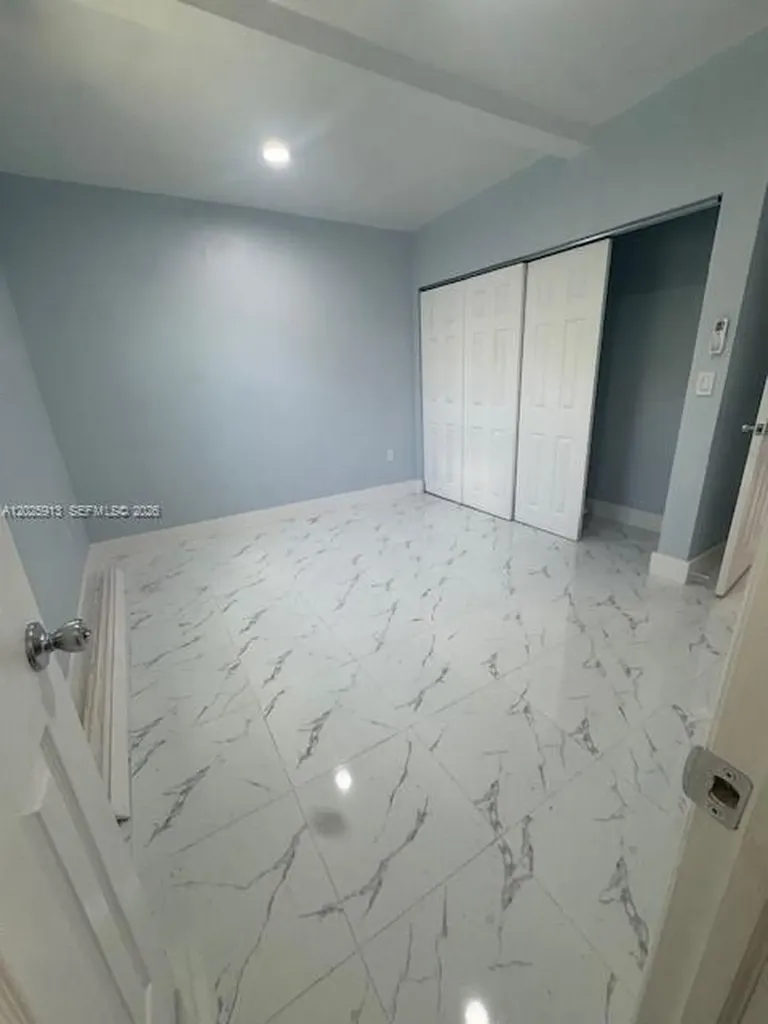 10011 SW 164th Terrace Miami FL 33157