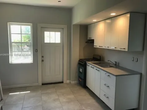 2224 SW 11th Street Miami FL 33135