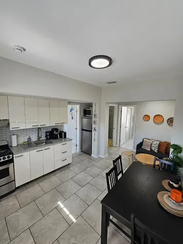 2224 SW 11th Street Miami FL 33135