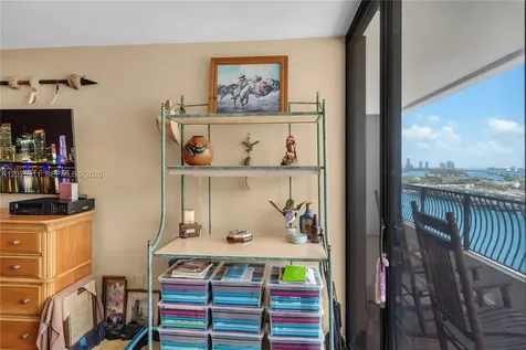 555 NE 15th Street Miami FL 33132
