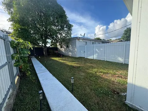 Miami FL 33165