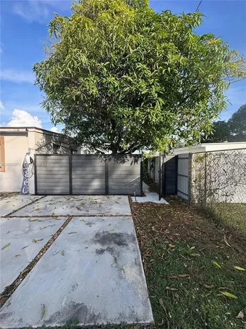 Miami FL 33165