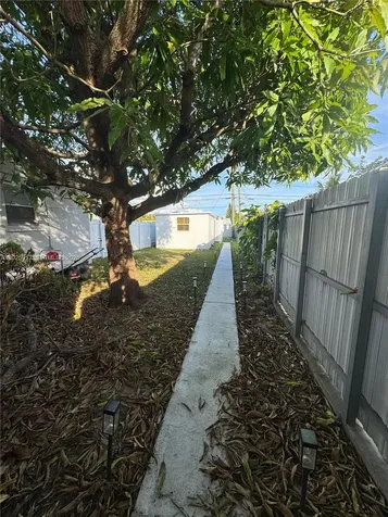 Miami FL 33165