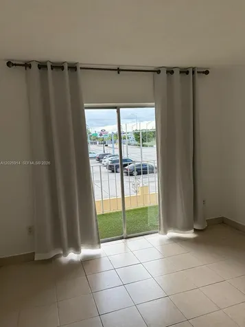 6820 W Flagler Street Miami FL 33144