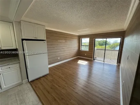 1121 SW 122nd Avenue Miami FL 33184