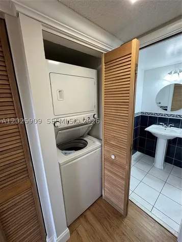 1121 SW 122nd Avenue Miami FL 33184