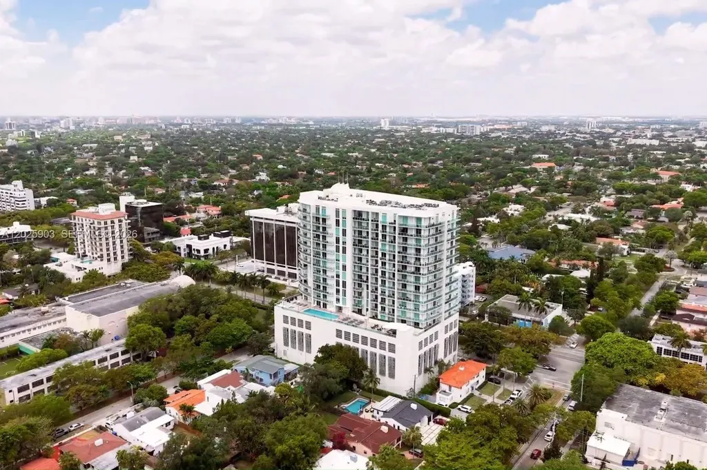 2525 SW 3rd Avenue Miami FL 33129