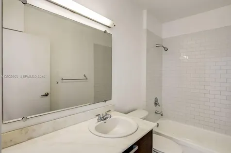 2525 SW 3rd Avenue Miami FL 33129