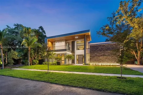 7895 SW 52nd Court Miami FL 33143