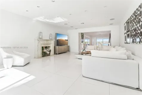 1231 Stillwater Drive Miami Beach FL 33141