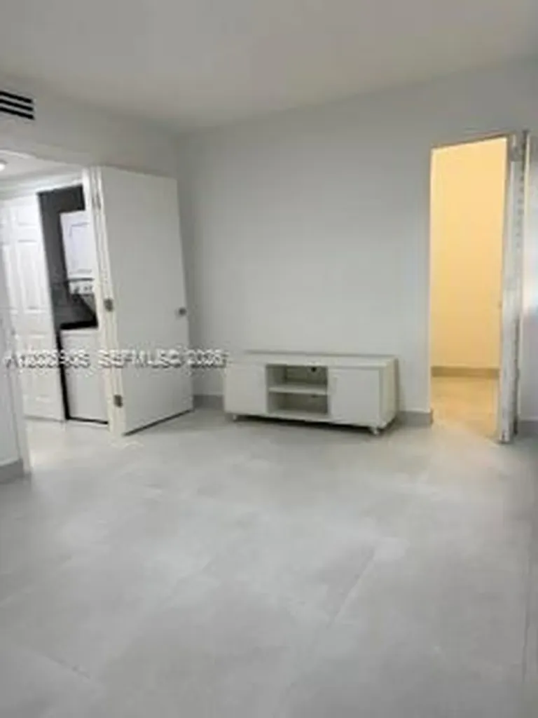 3680 N 56th Avenue Hollywood FL 33021