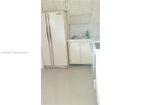 2880 NE 203rd Street Aventura FL 33180