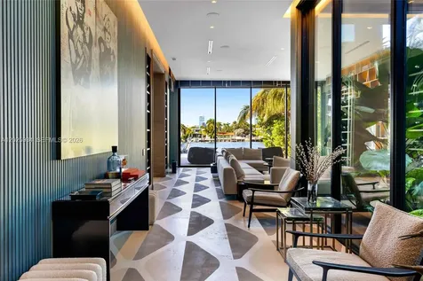 200 W Rivo Alto Drive Miami Beach FL 33139