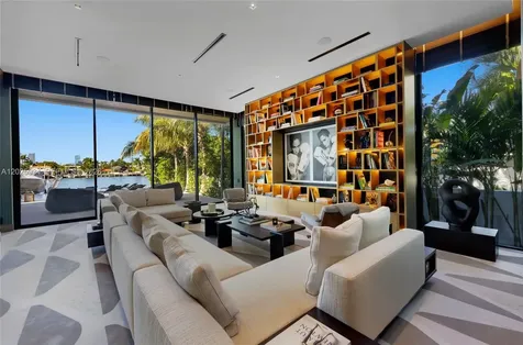 200 W Rivo Alto Drive Miami Beach FL 33139