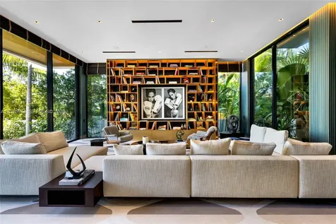 200 W Rivo Alto Drive Miami Beach FL 33139