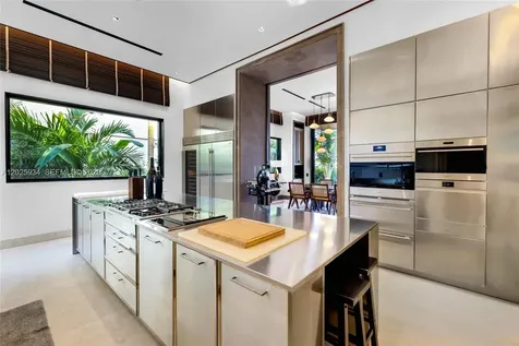 200 W Rivo Alto Drive Miami Beach FL 33139