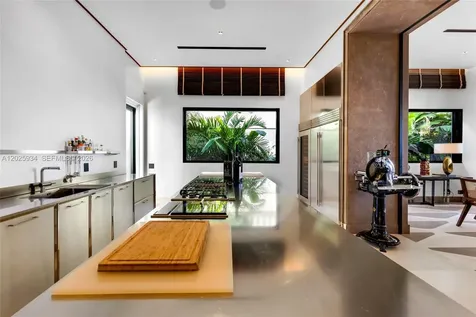 200 W Rivo Alto Drive Miami Beach FL 33139