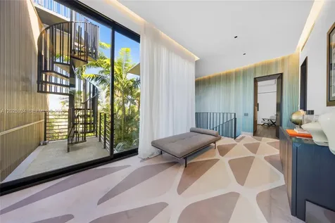 200 W Rivo Alto Drive Miami Beach FL 33139